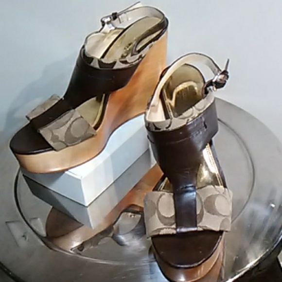 Accepting offers Coach signature logo wedge - Picture 2 of 3